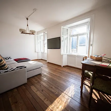 Apartment Bernina Express Historic Retreat