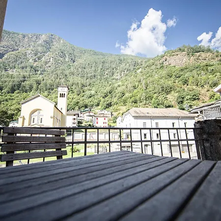 Bernina Express Historic Retreat Apartment *