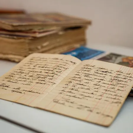 Apartment Bernina Express Historic Retreat *