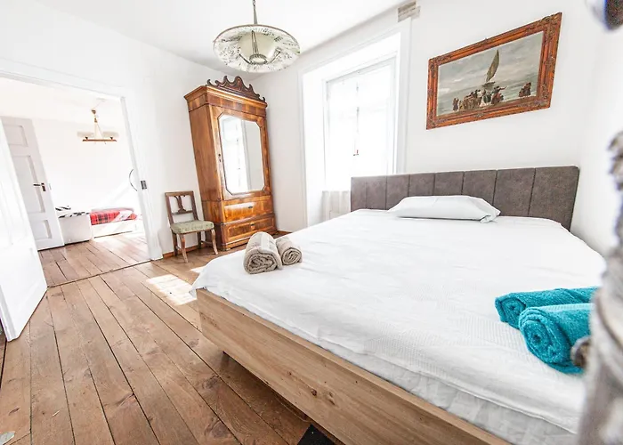 Bernina Express Historic Retreat * Campocologno